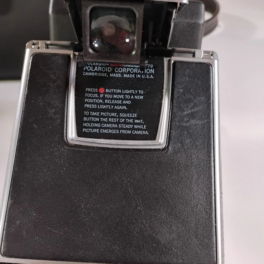POLAROID SX-70 Sonar One Step Folding/Collapsible Land Camera W/ Extras